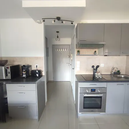 Benvengudo A Freju Apartment Frejus