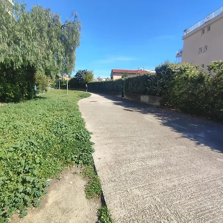 Benvengudo A Freju Apartment Frejus